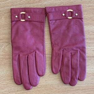 Women's Wine Leather Gloves with Gold Ring Accent